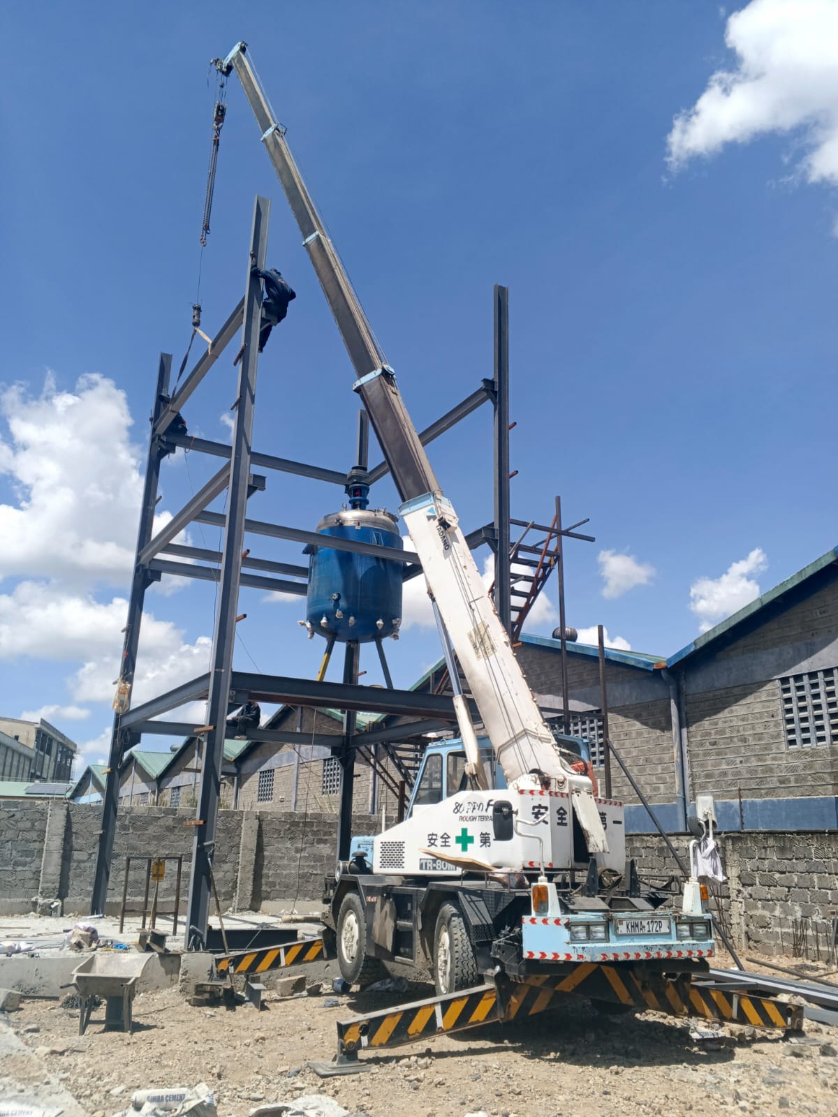 crane handling industrial machinery in kenya