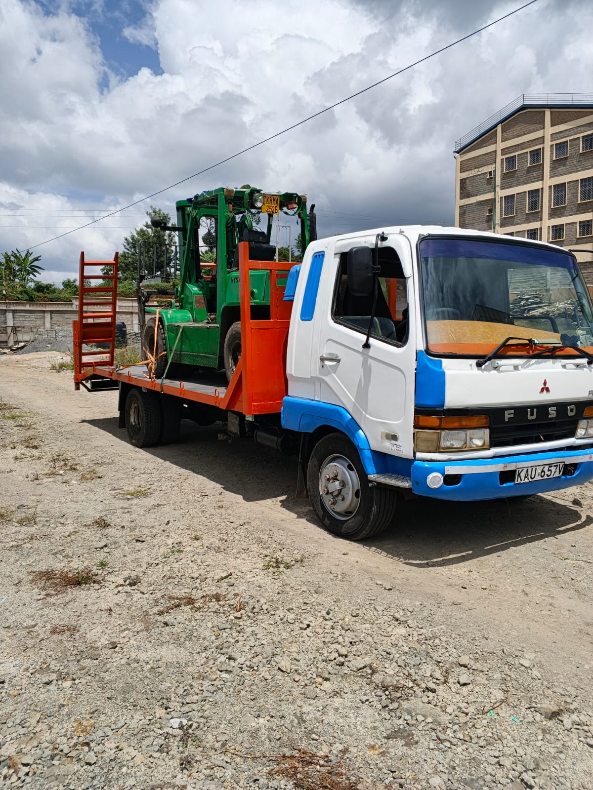 forklift-transportation-services